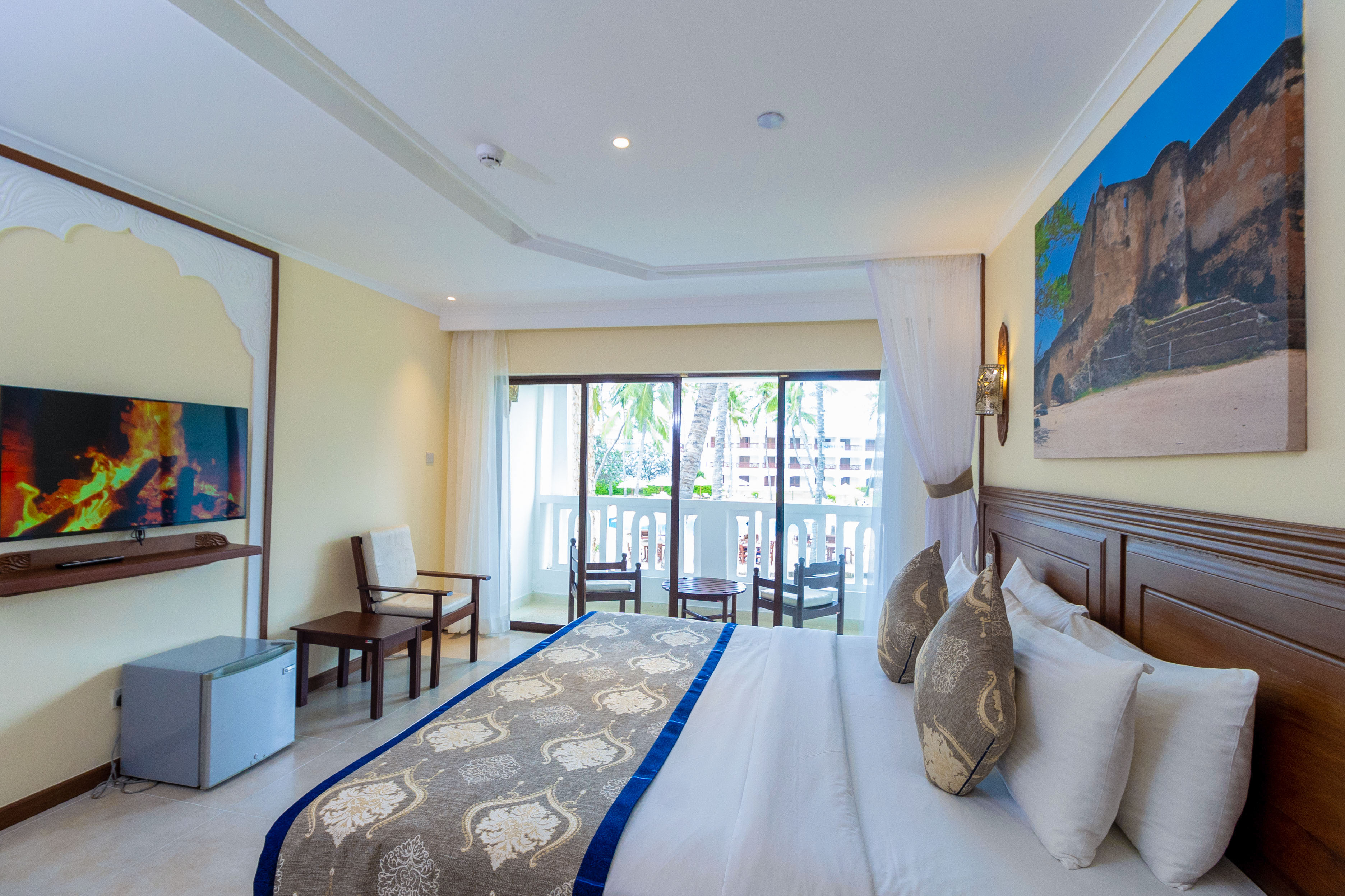 PrideInn Flamingo All-Inclusive Package